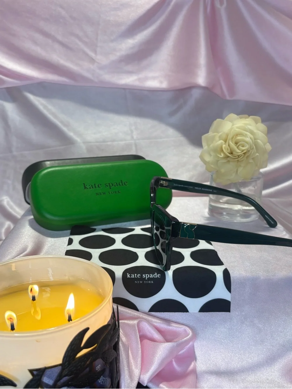 kate spade Green Transparent Cat-Eye Sunglasses with Dark Lenses